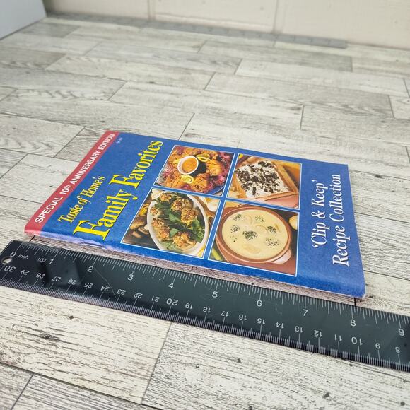 Taste of Home Family Favorites RECIPE CARD Style Cookbook Booklet 2002 - Picture 9 of 10